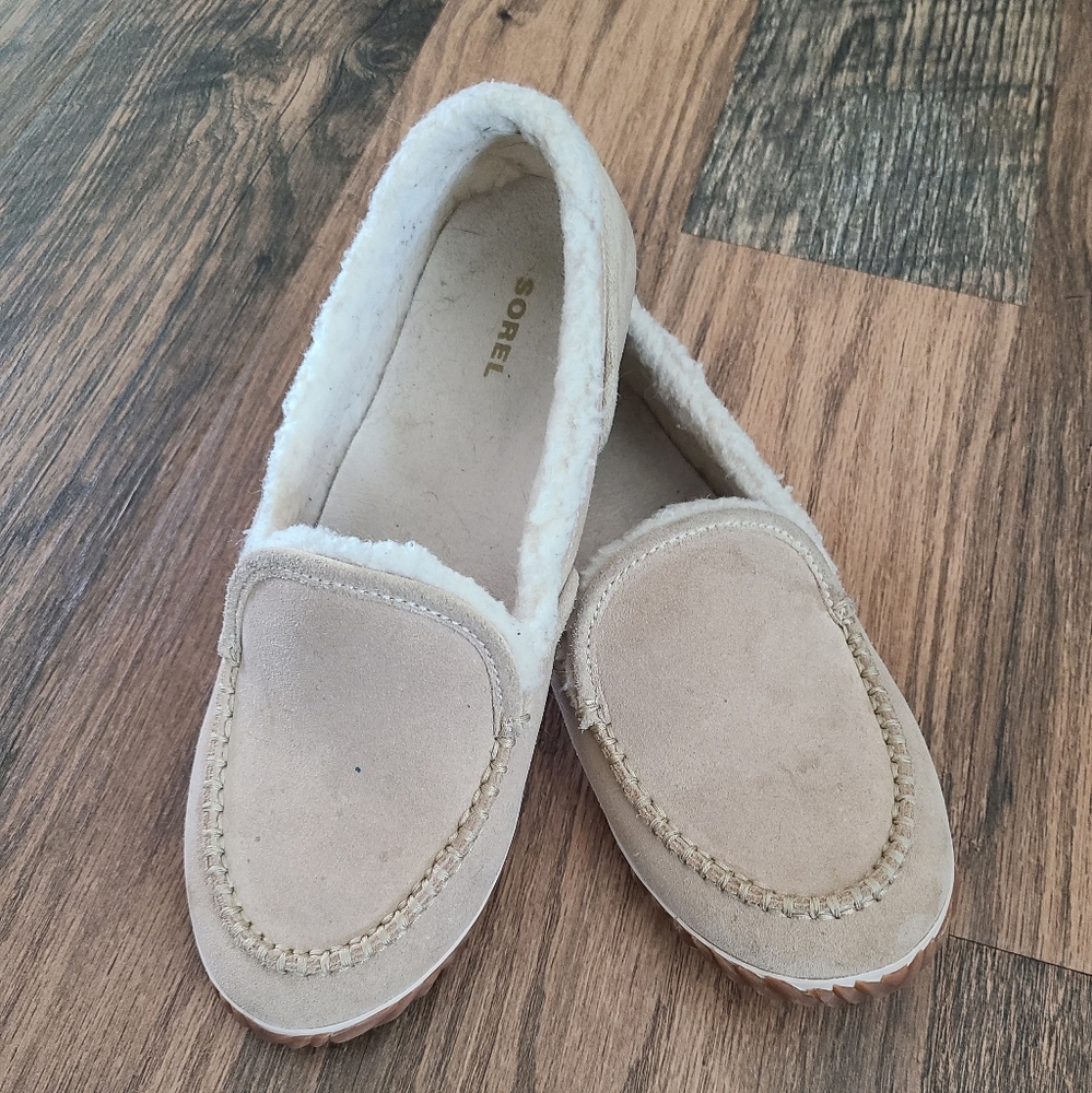 Sorel slippers